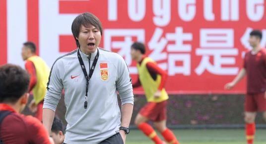 李铁最新爆料搜索视频,揭秘足球圈惊人内幕，视频内容引发热议